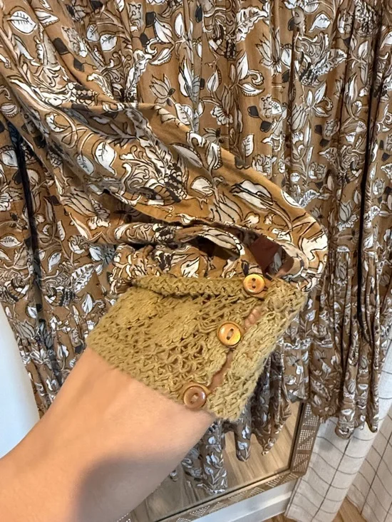 ANTHROPLOGIE Mustard Floral V-Neck Tiered Dress - Picture 4 of 4